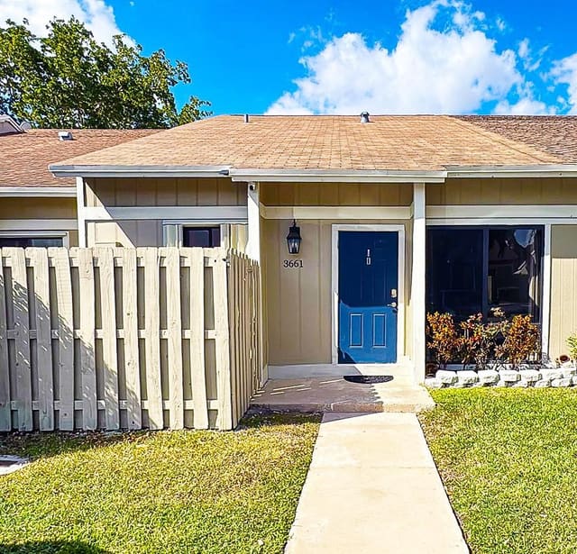 3661 NW 111th Avenue, Sunrise, FL 33351