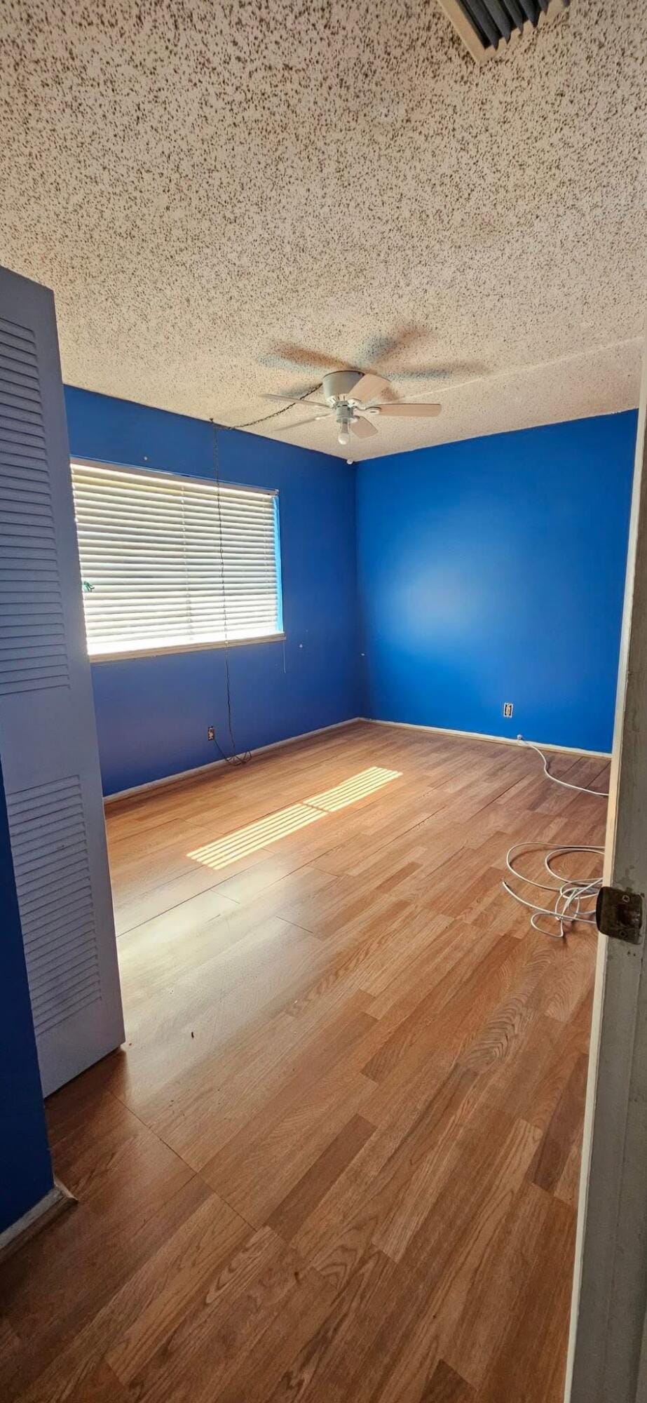 906 E Tiffany Drive 4, Mangonia Park, FL 33407 photo 2