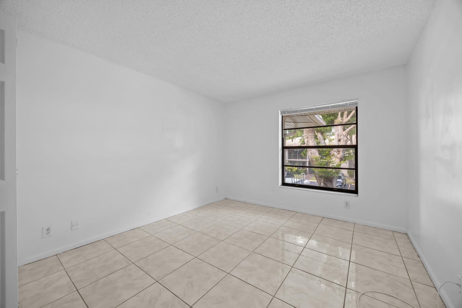 9905 Pineapple Tree Drive 210 — photo 9