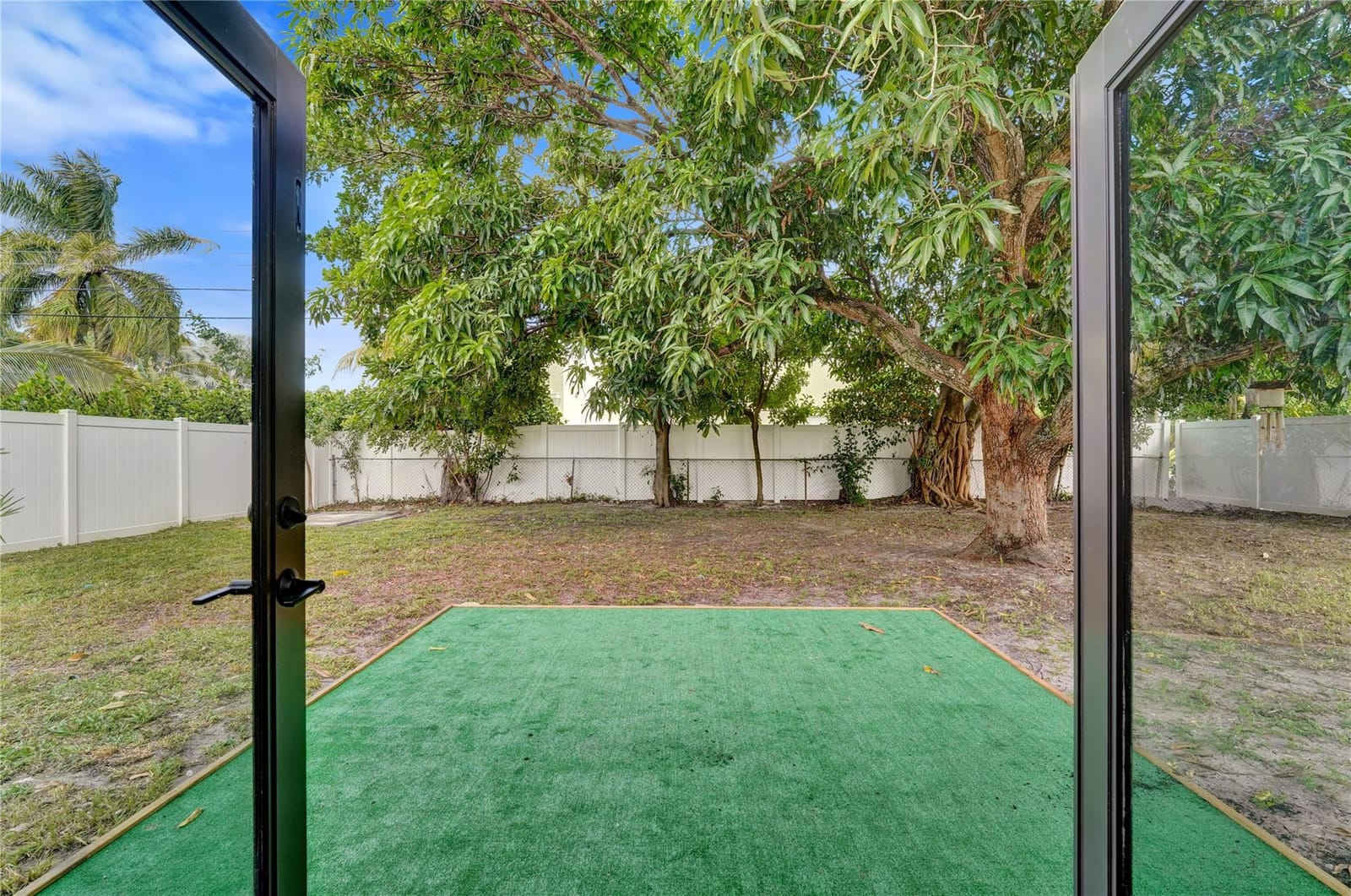 37 NE 26th Street, Wilton Manors, FL 33305 photo 12