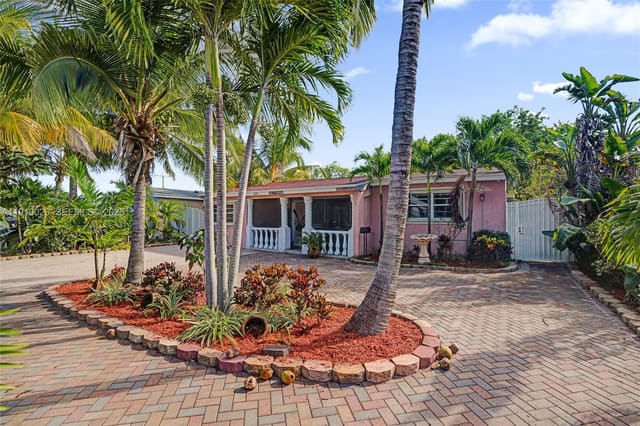 2519 Bahama Drive, Miramar, FL 33023