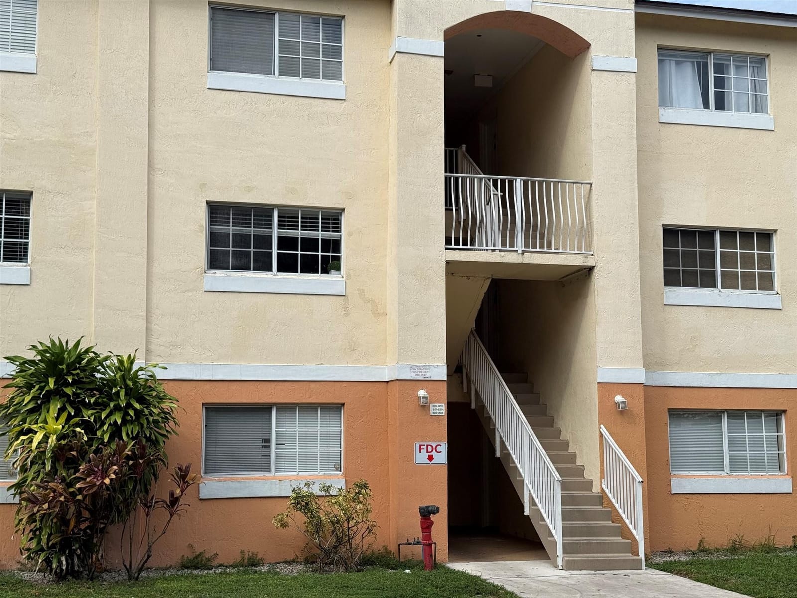 3680 N 56th Avenue 805-B, Hollywood, FL 33021