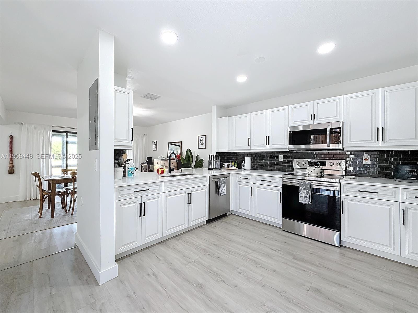 8117 NW 71st Court — photo 5