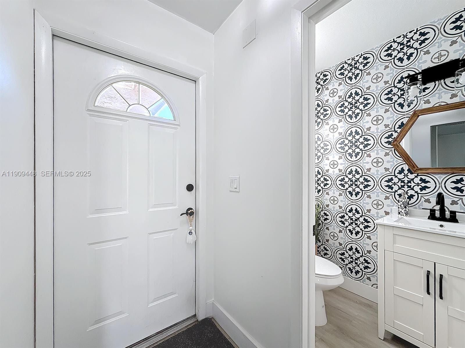 8117 NW 71st Court — photo 8