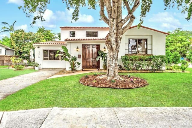 991 NE 82nd Street, Miami, FL 33138