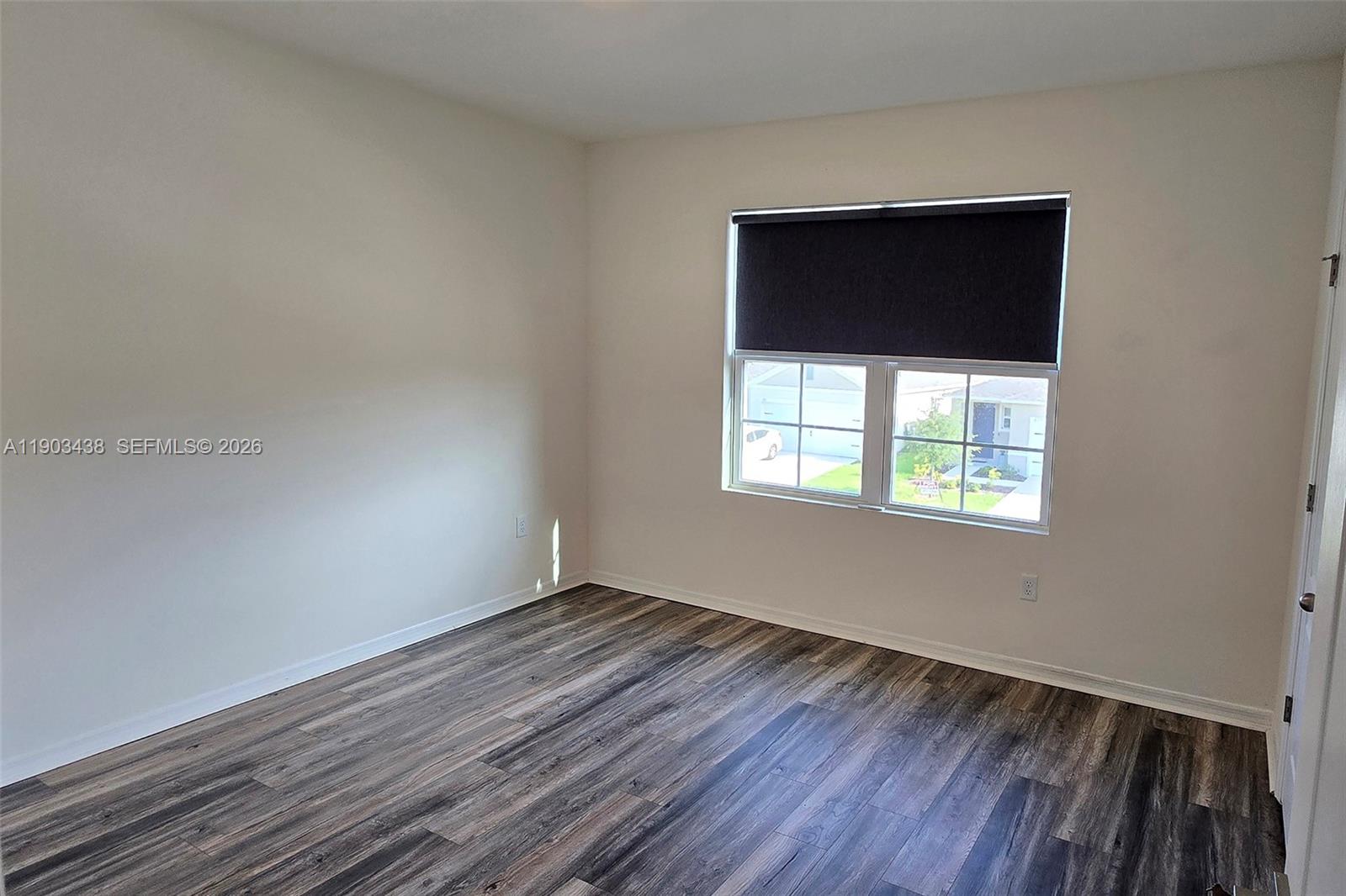 2722 Numa Falls Avenue — photo 12
