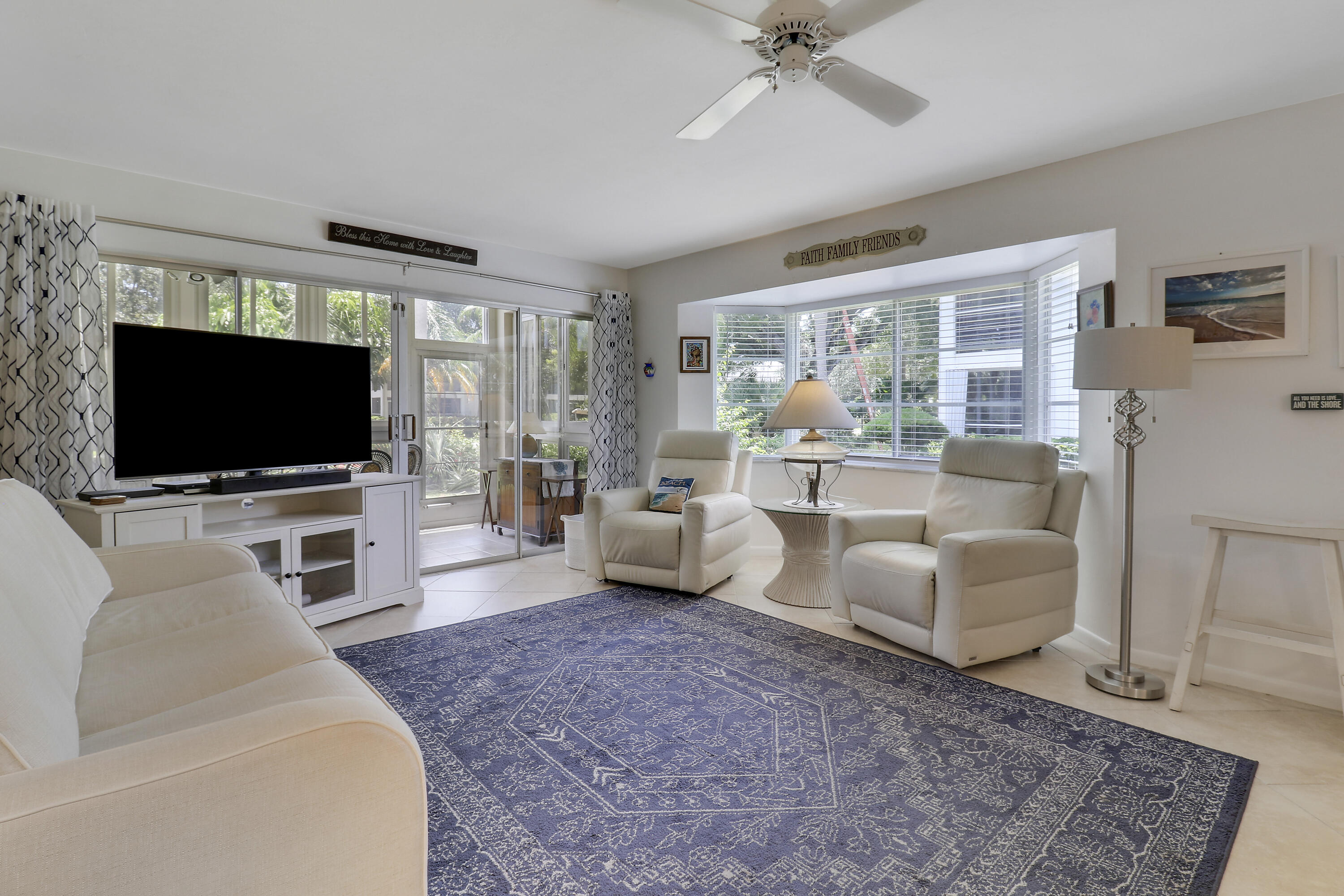 4 Garden Street 101, Tequesta, FL 33469, Tequesta