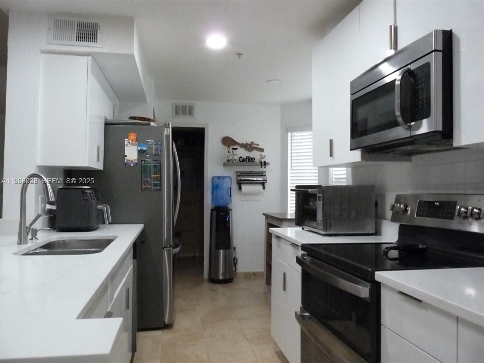 400 Summit Ridge Place 216 — photo 2