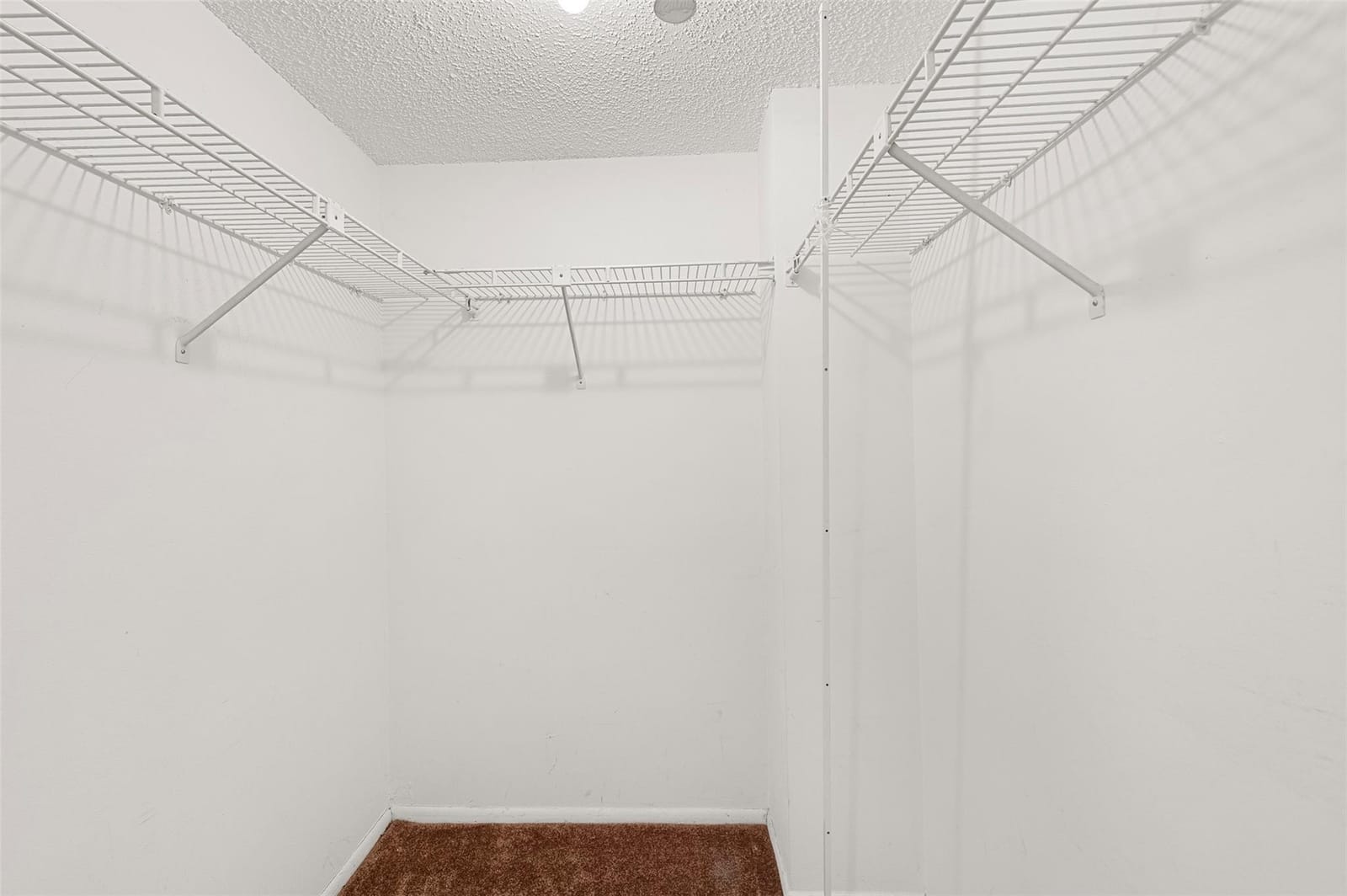 3520 Oaks Way 806 — photo 10