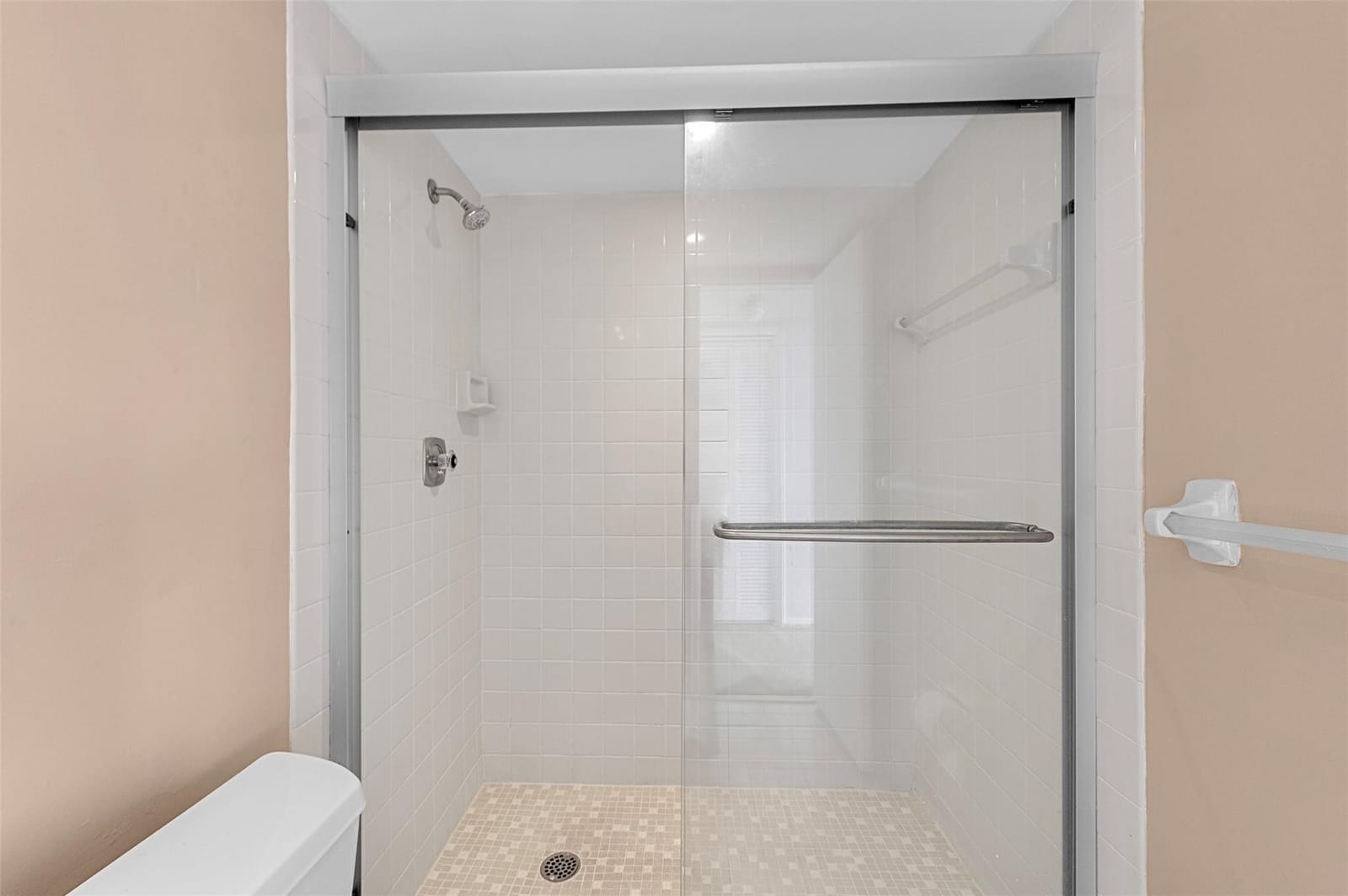 3520 Oaks Way 806 — photo 8