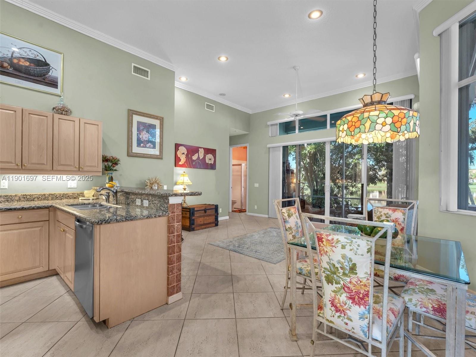 302 NW 120th Drive — photo 4