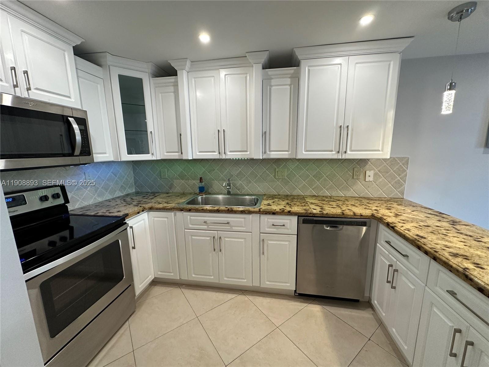 13225 SW 58th Terrace 17-7 — photo 8