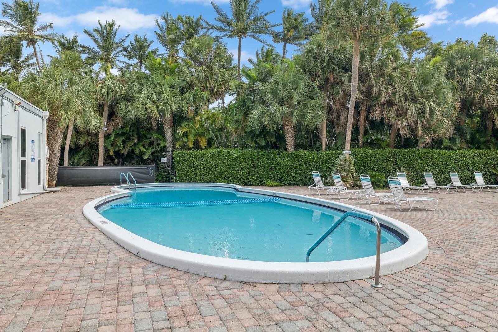 1445 Atlantic Shores Boulevard 509, Hallandale Beach, FL 33009 photo 20