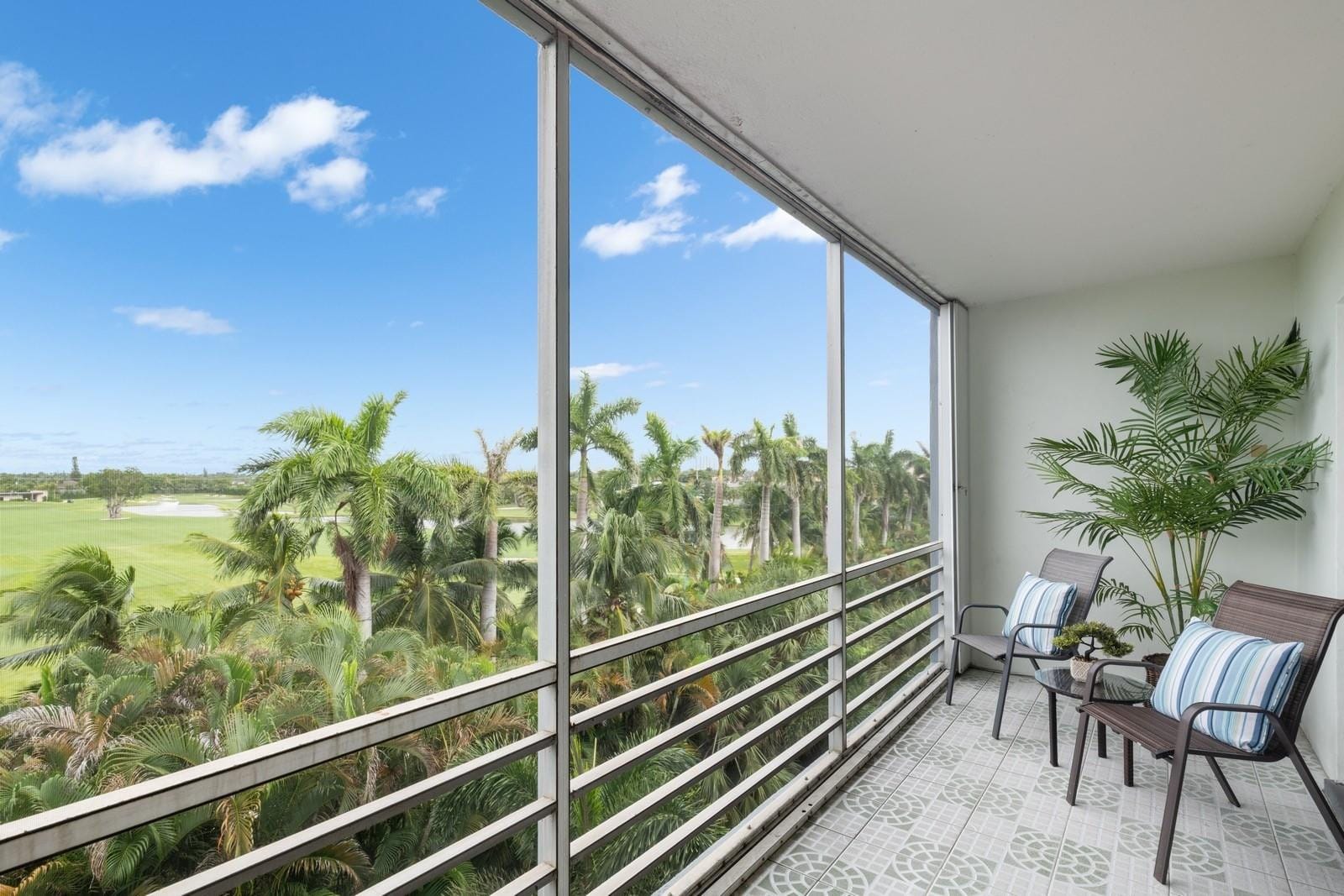 1445 Atlantic Shores Boulevard 509 — photo 4