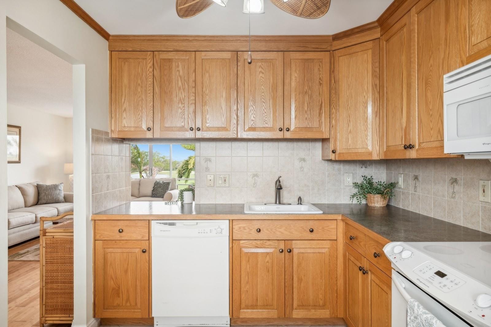 1445 Atlantic Shores Boulevard 509 — photo 9