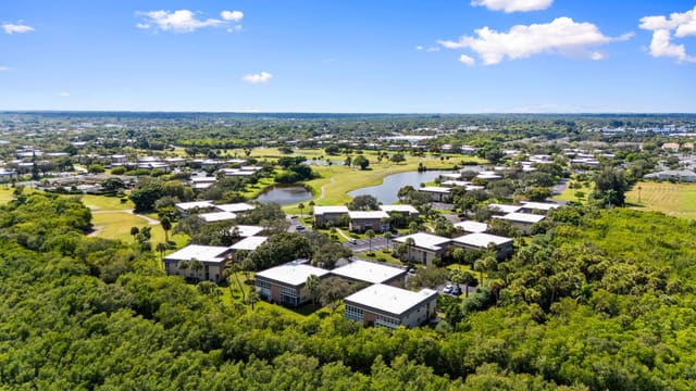 27 Vista Gardens Trail 106, Vero Beach, FL 32962