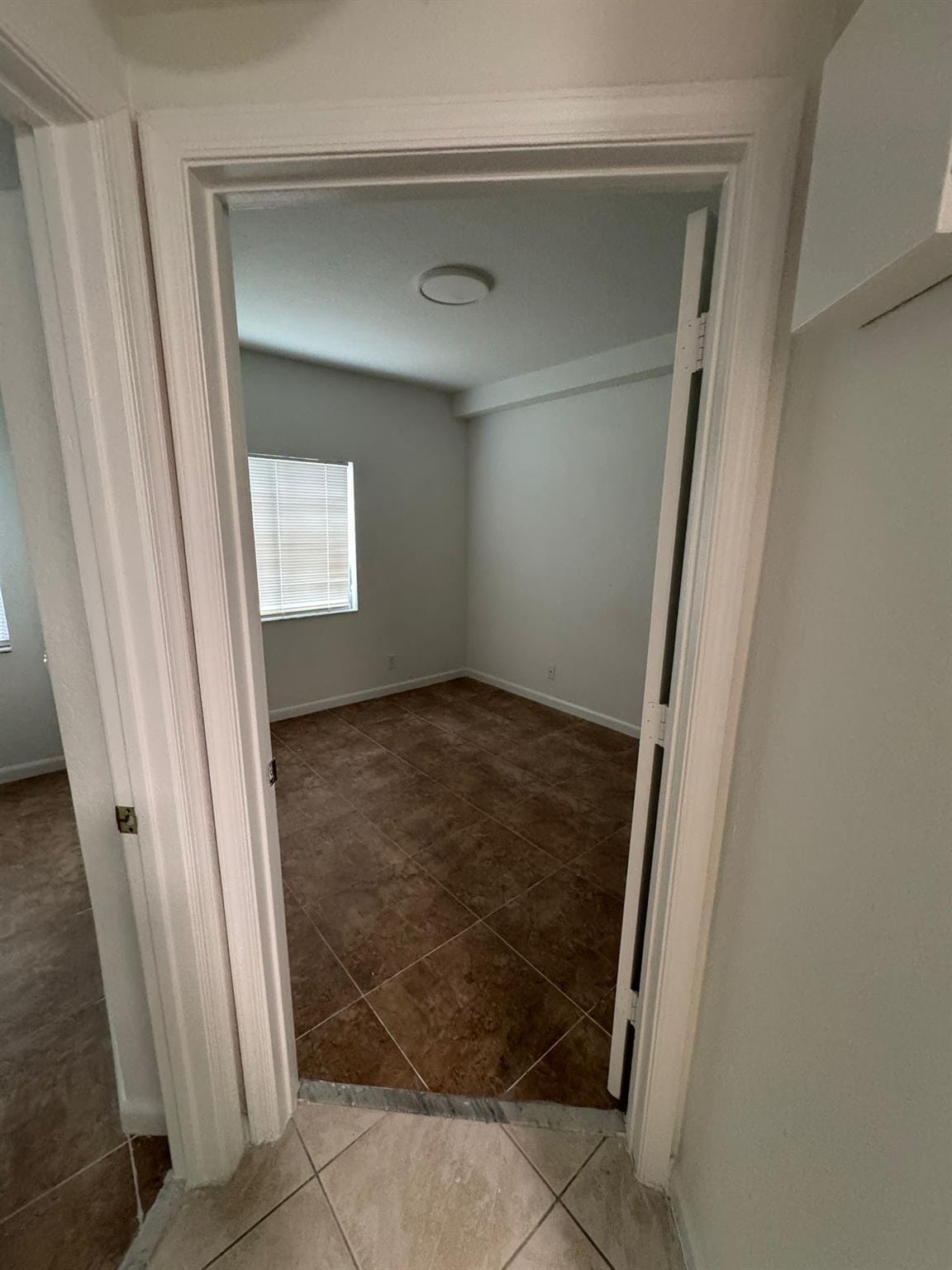 1161 Golden Lakes Boulevard 1311 — photo 4