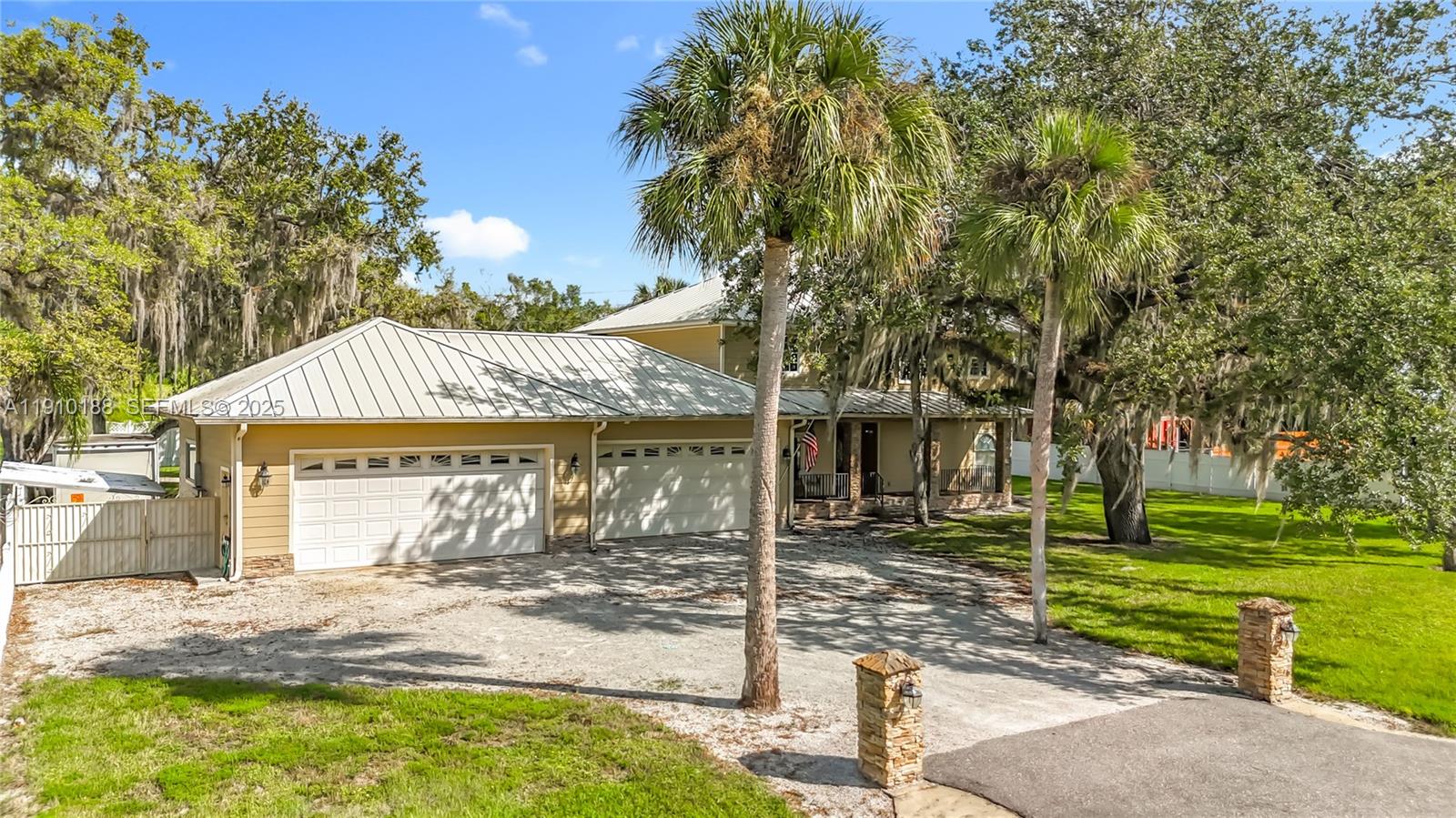 3144 Shell Lane, FL 33935 photo 3