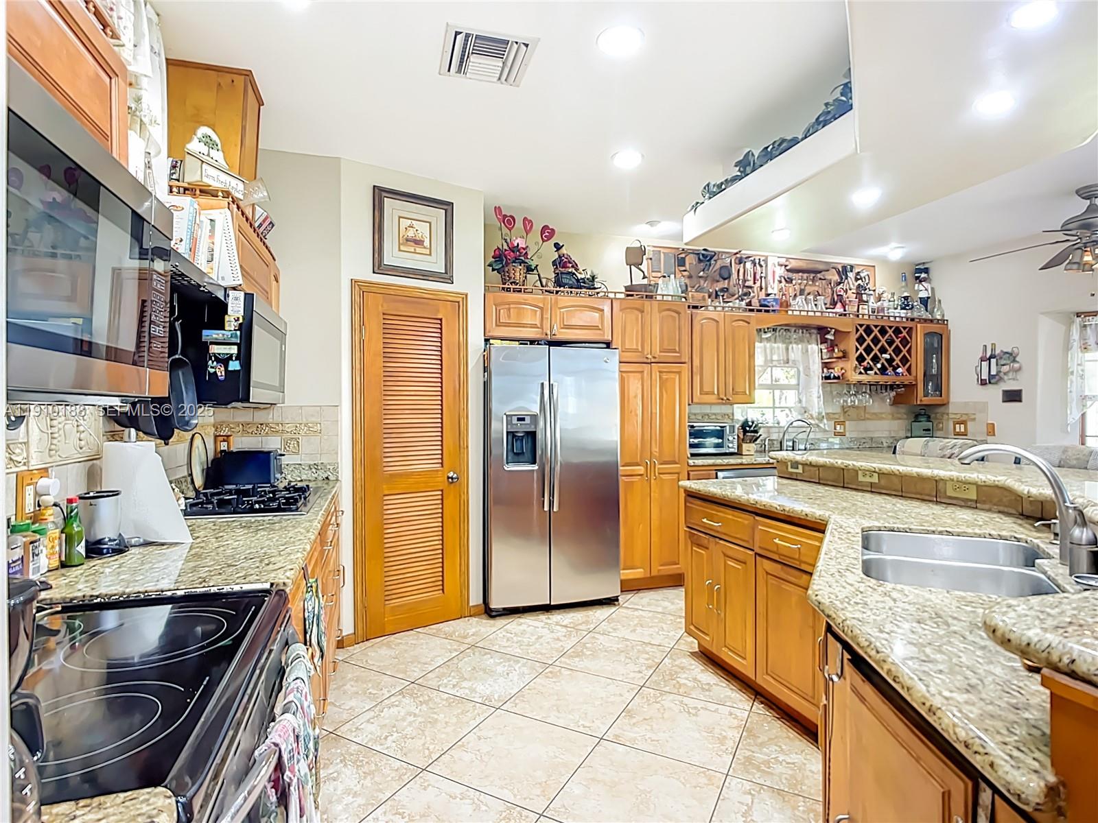 3144 Shell Lane, FL 33935 photo 23
