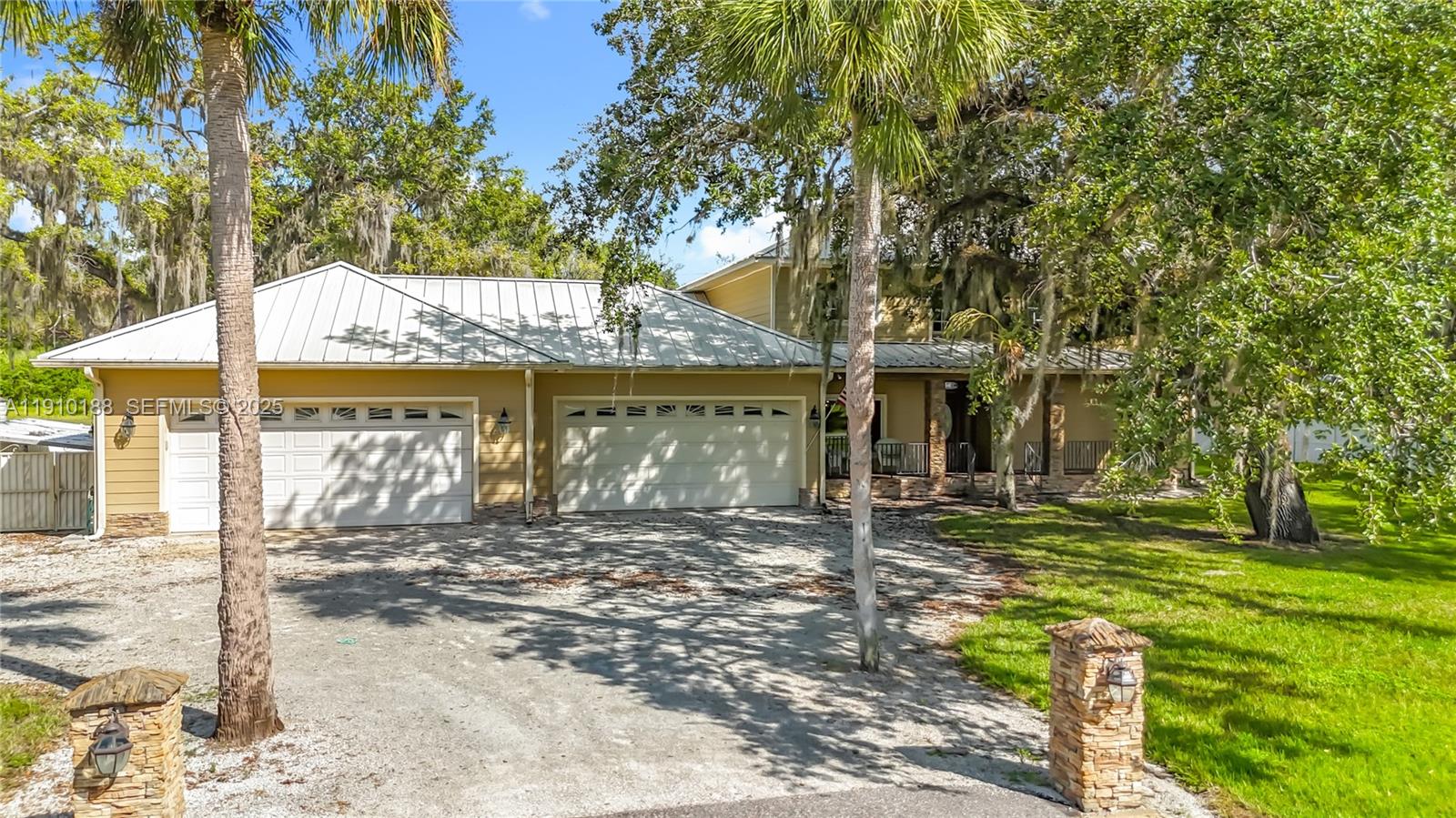 3144 Shell Lane, FL 33935 photo 4