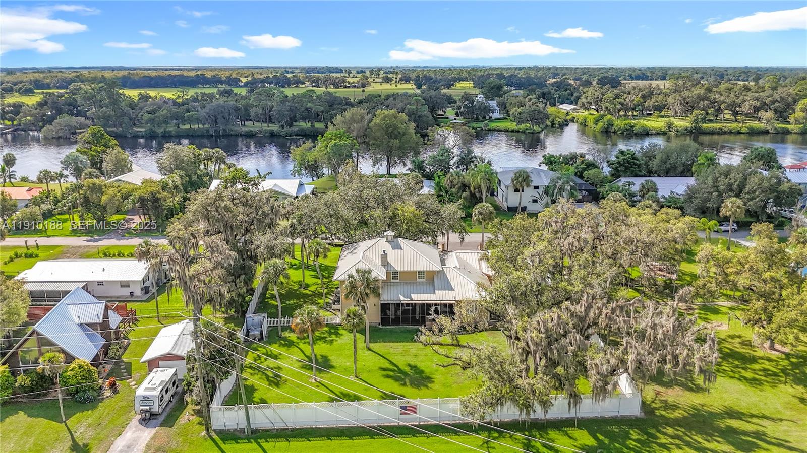 3144 Shell Lane