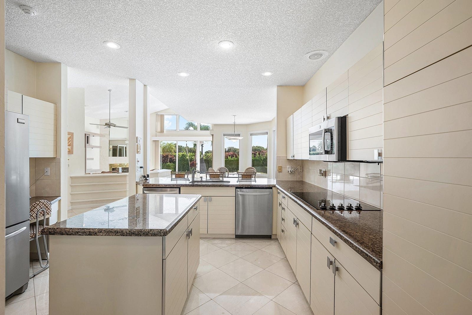 4879 Bocaire Boulevard, Boca Raton, FL 33487 photo 17