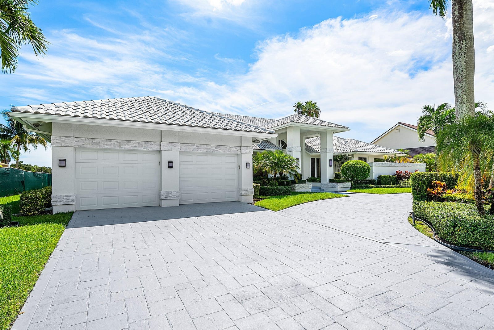 4879 Bocaire Boulevard — photo 8