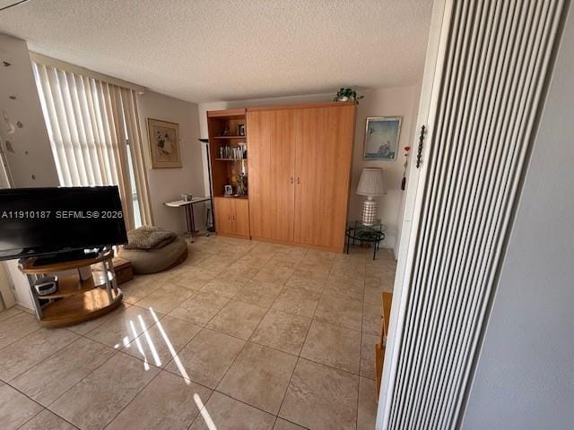 3625 N Country Club Drive 304 — photo 3