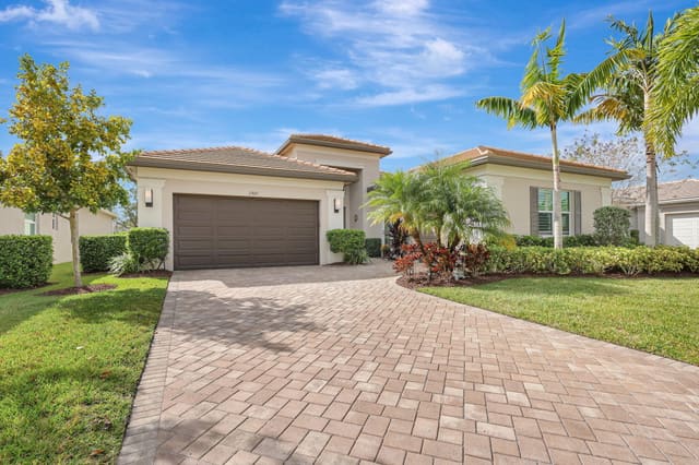 11825 SW Coronado Springs Drive, sold in Riverland Parcel A - Plat Nine, Port St Lucie, FL