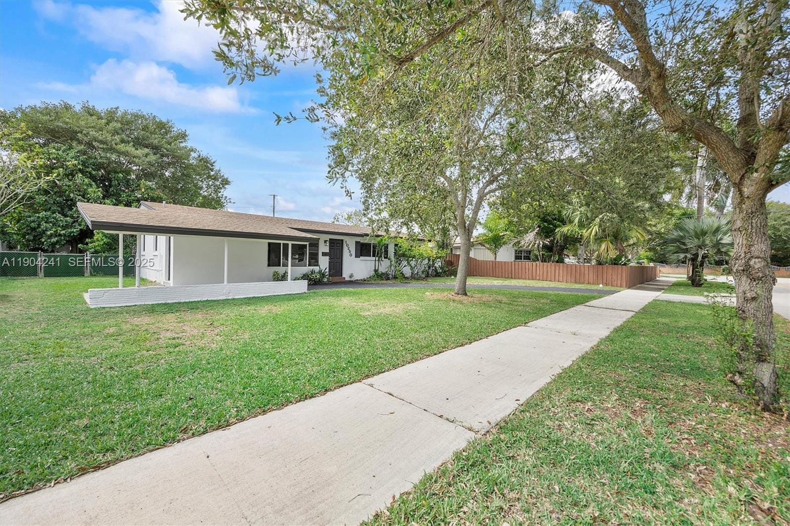 10250 Pan American Drive, Cutler Bay, FL 33189 photo 24