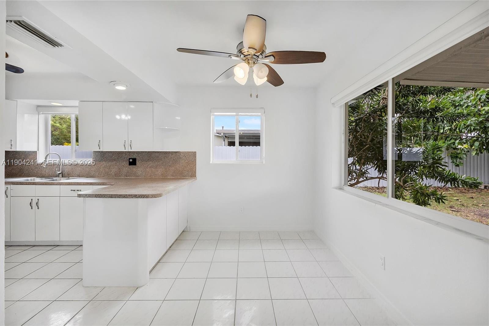 10250 Pan American Drive — photo 7