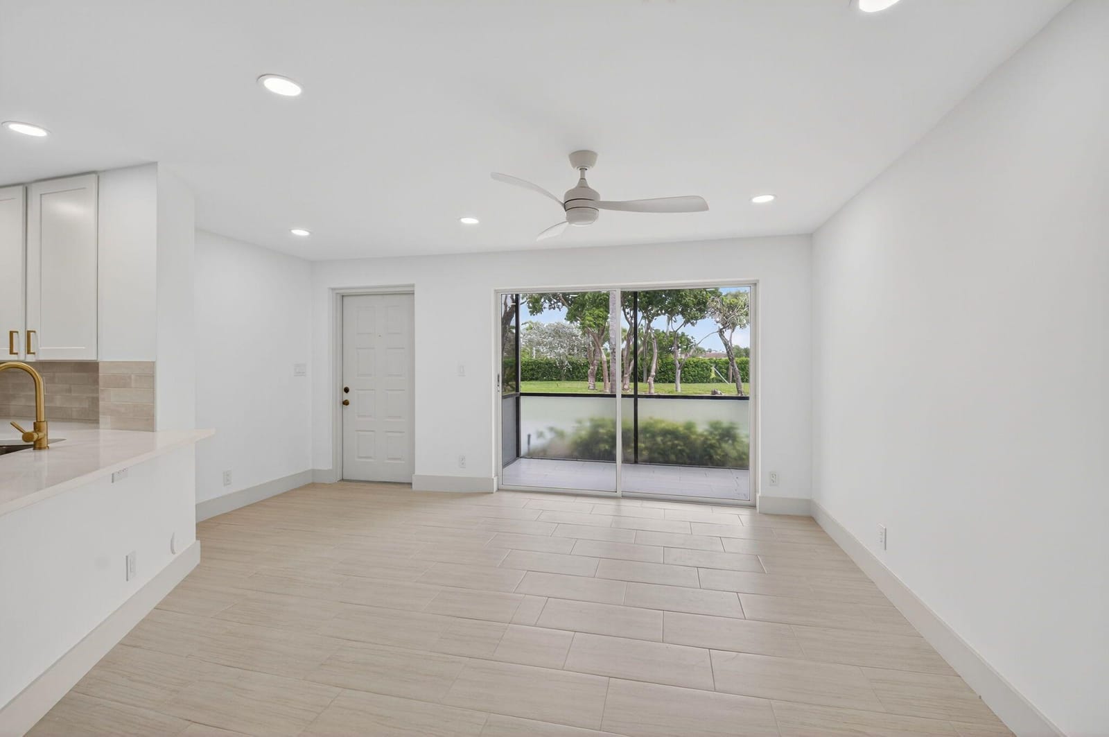 7547 S Oriole Boulevard 101, Delray Beach, FL 33446 photo 3