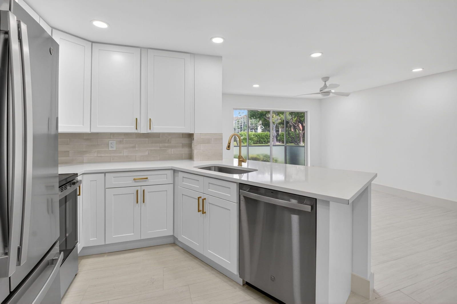 7547 S Oriole Boulevard 101, Delray Beach, FL 33446 photo 8