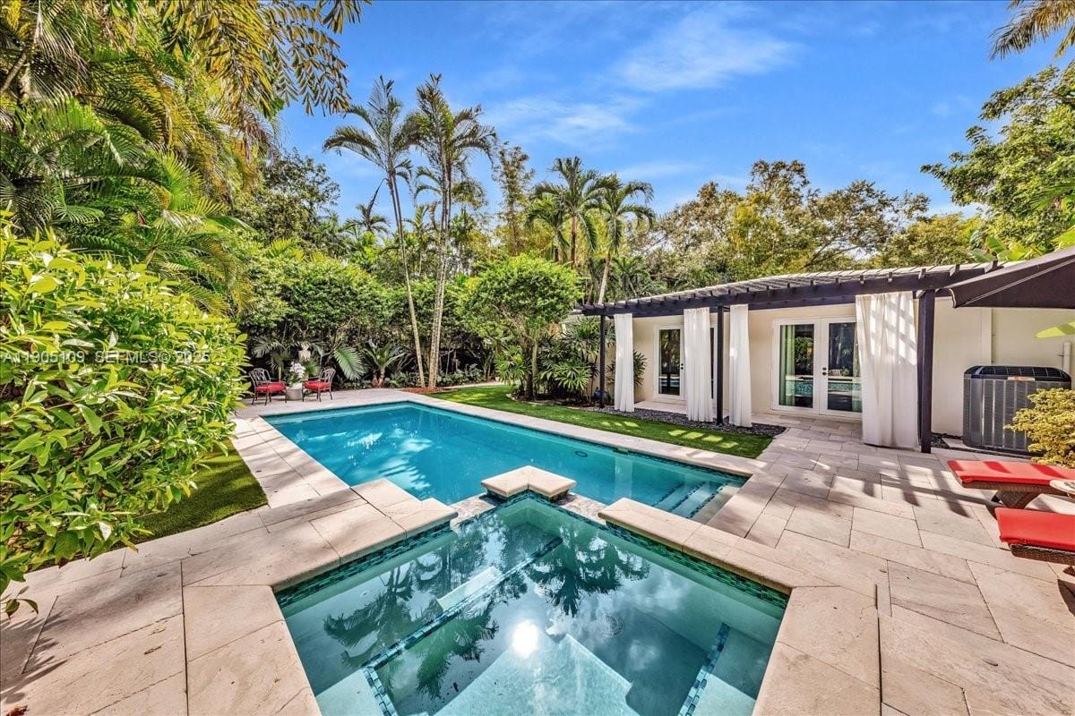 3821 Braganza Avenue, Miami, FL 33133