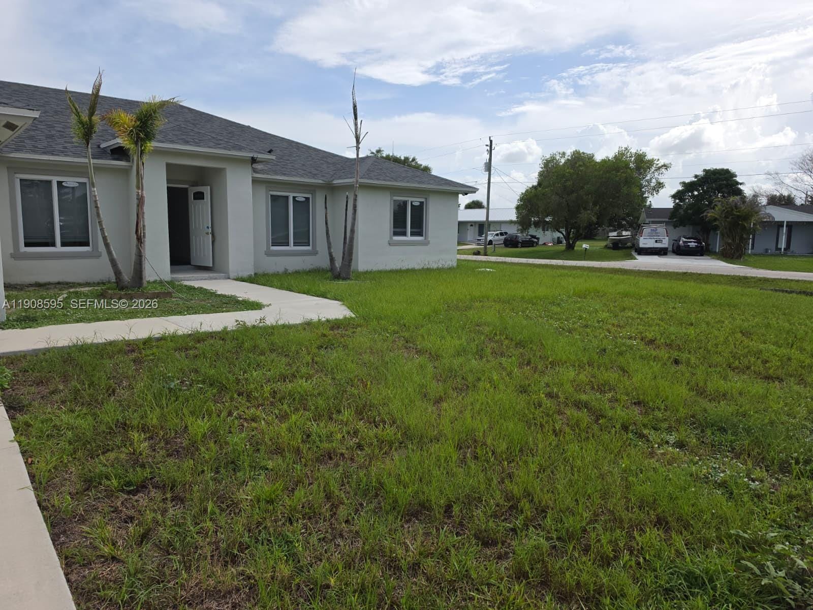482 NW Marion Avenue — photo 12