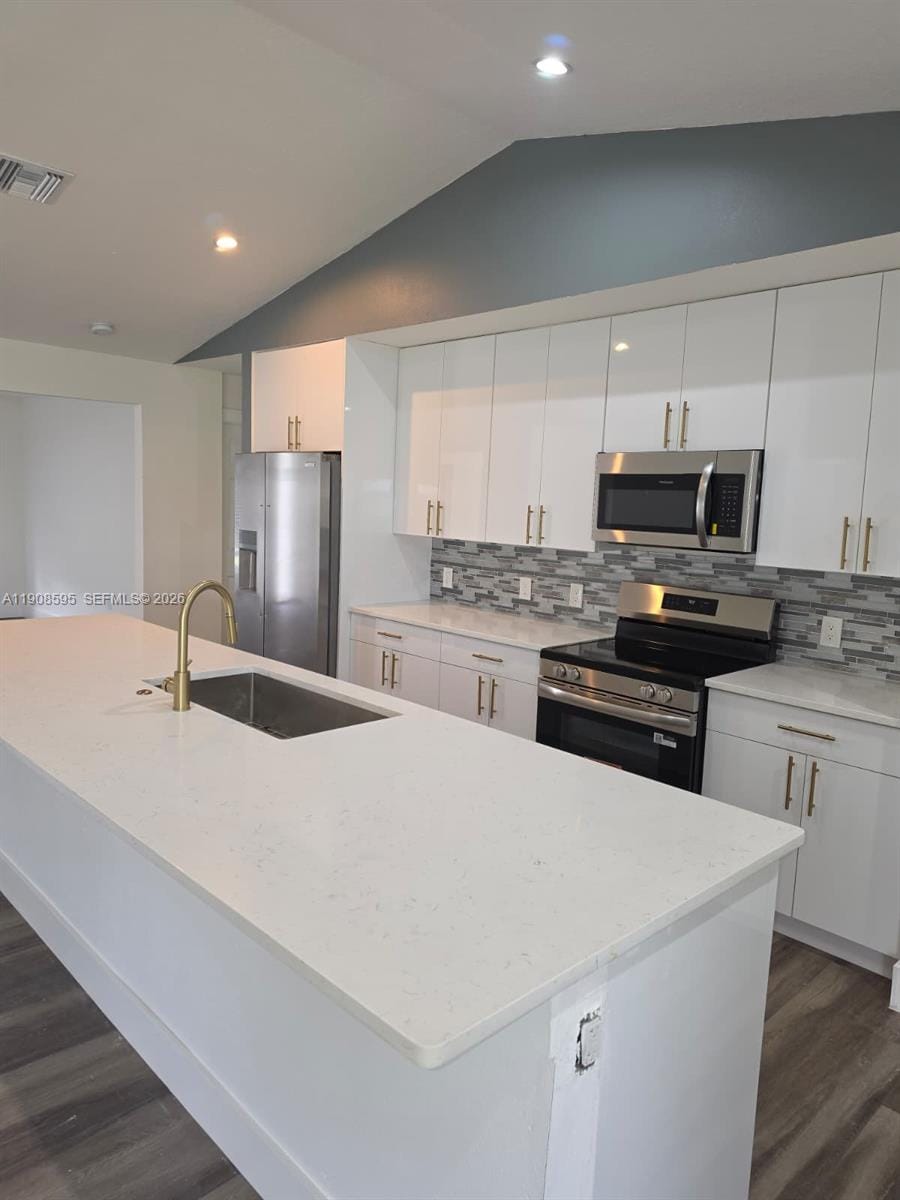482 NW Marion Avenue — photo 5