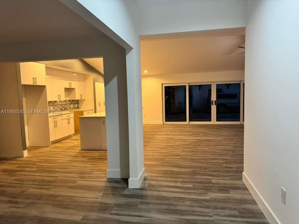482 NW Marion Avenue — photo 10
