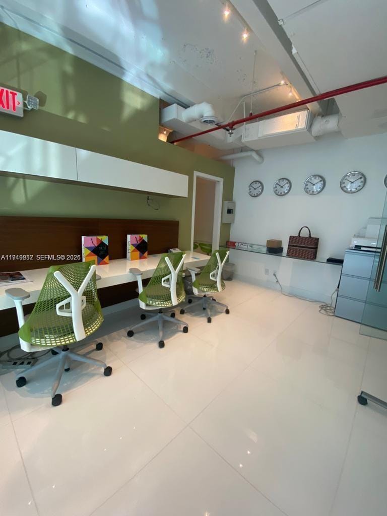 1110 Brickell Avenue 804 — photo 2