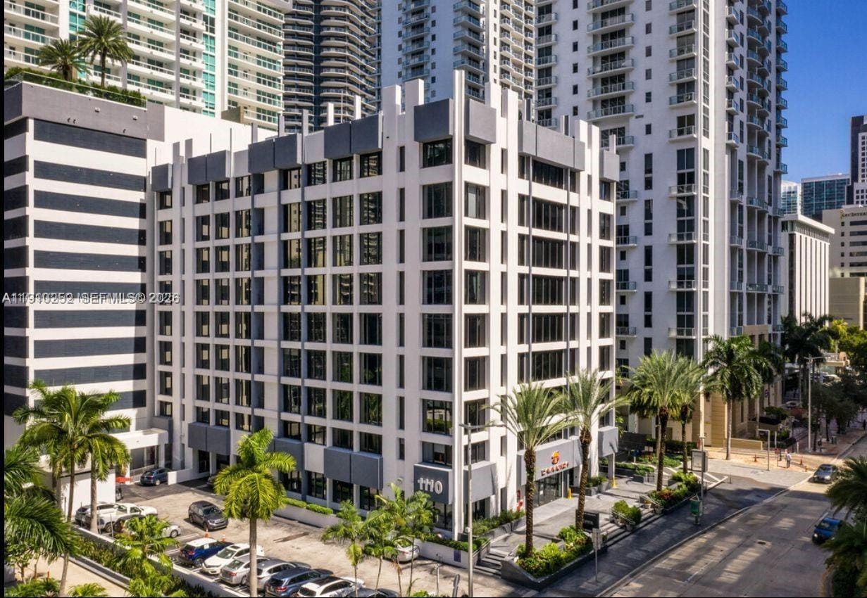 1110 Brickell Avenue 804 — photo 3