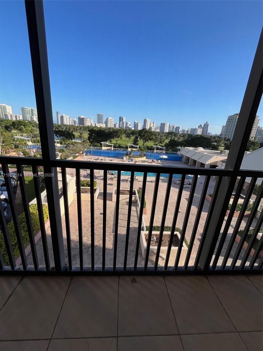 20301 W Country Club Drive 625, Aventura, FL 33180 photo 15
