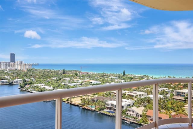 20191 E Country Club Drive 2206, Aventura, FL 33180