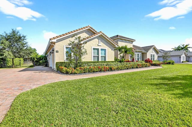 5040 E Sterling Ranch Circle, sold in Sterling Ranch, Davie, FL