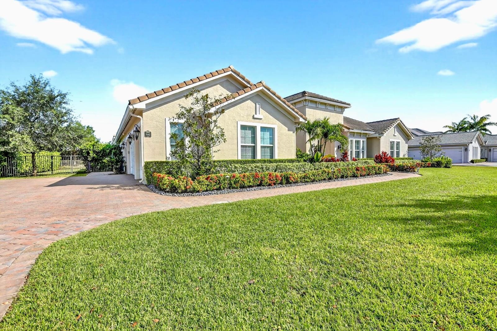 5040 E Sterling Ranch Circle, Davie, FL 33314 photo 1