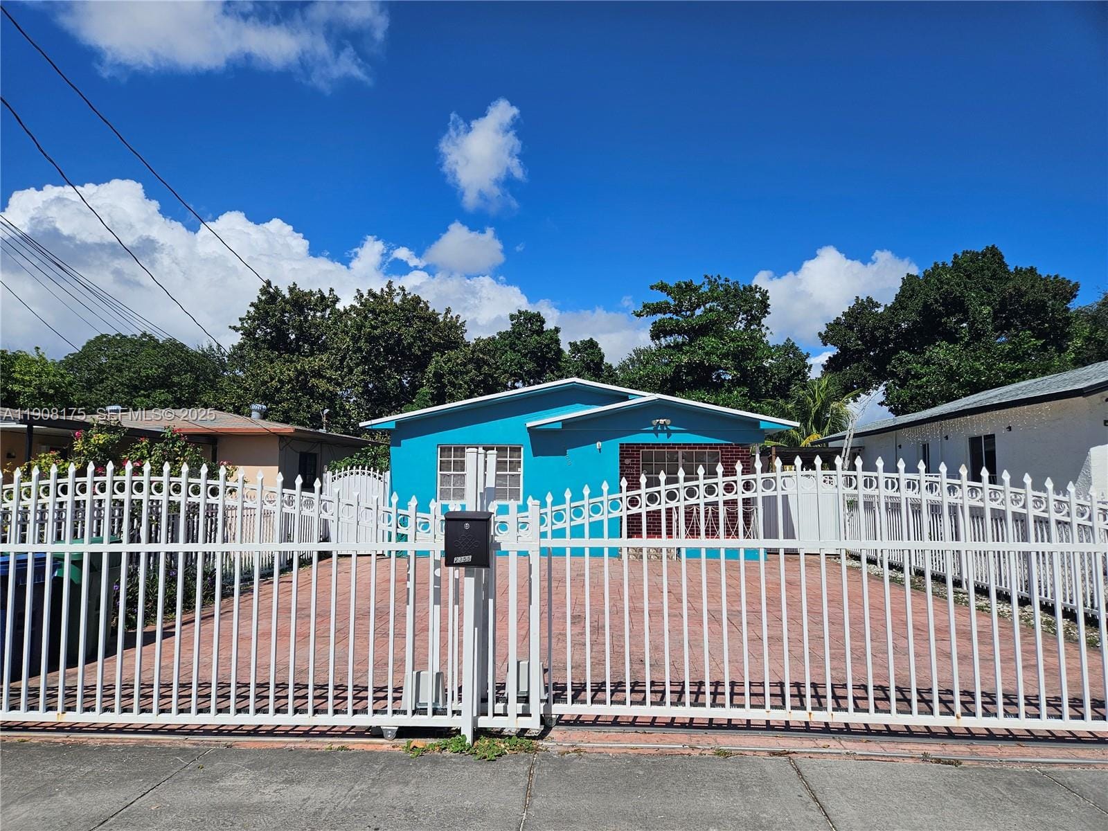 2355 NW 59th Street, Miami, FL 33142 photo 3