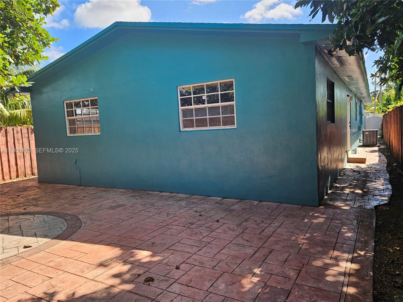 2355 NW 59th Street, Miami, FL 33142 photo 22