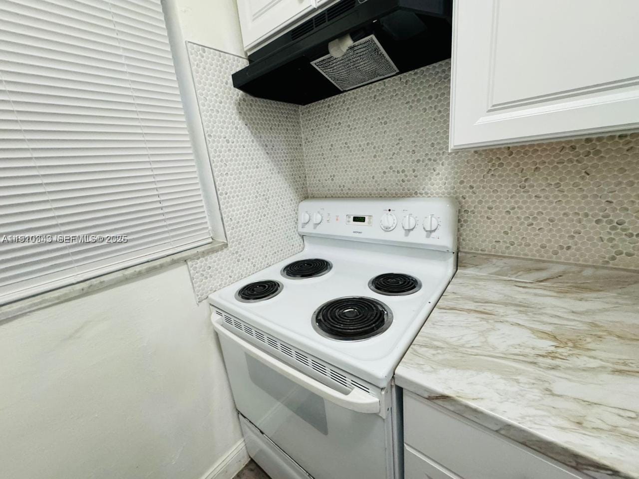 932 NW 5th Street, Miami, FL 33128 photo 7