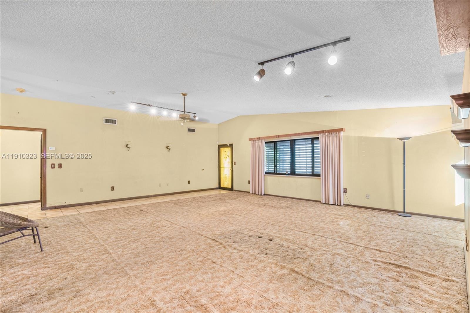 10667 NE 11th Court, Miami Shores, FL 33138 photo 11