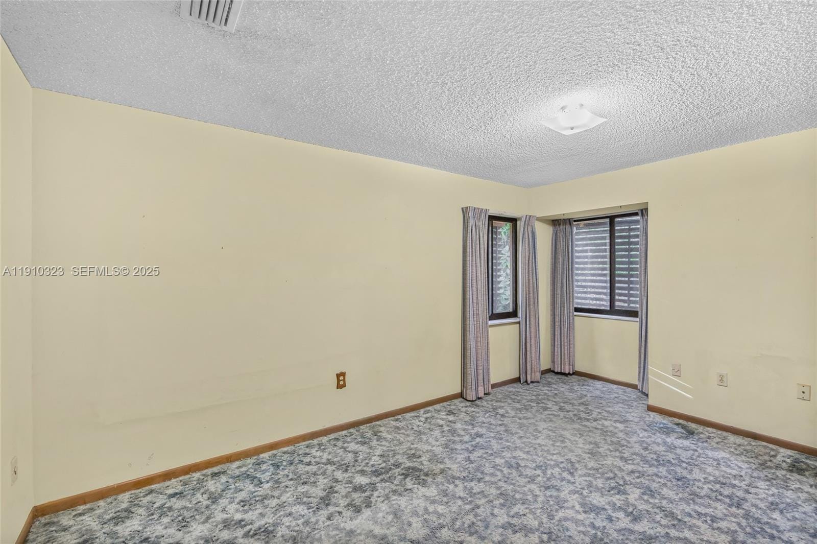 10667 NE 11th Court, Miami Shores, FL 33138 photo 16