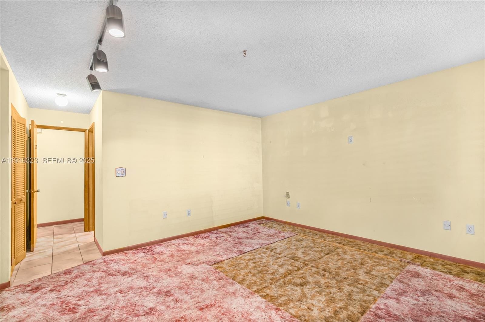 10667 NE 11th Court, Miami Shores, FL 33138 photo 24