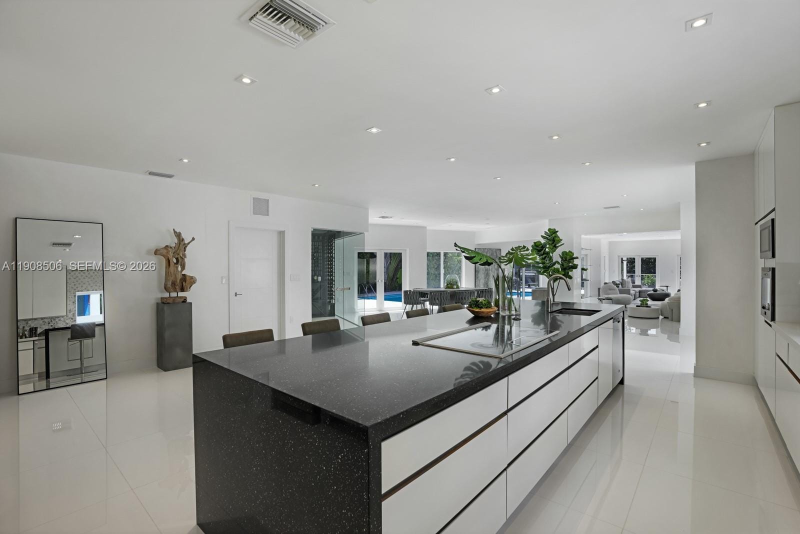 1040 S Shore Drive, Miami Beach, FL 33141 photo 21